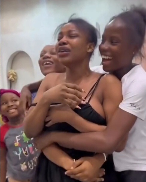 BBNaija star Tacha breaks down in tears as Guinness World Records confirms her double record achievement (video)