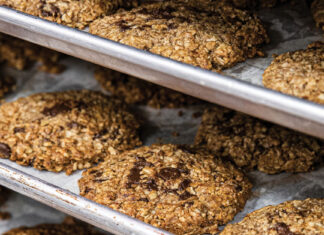 Vegan Oatmeal Raisin Cookies Vegan Oatmeal Raisin Cookies