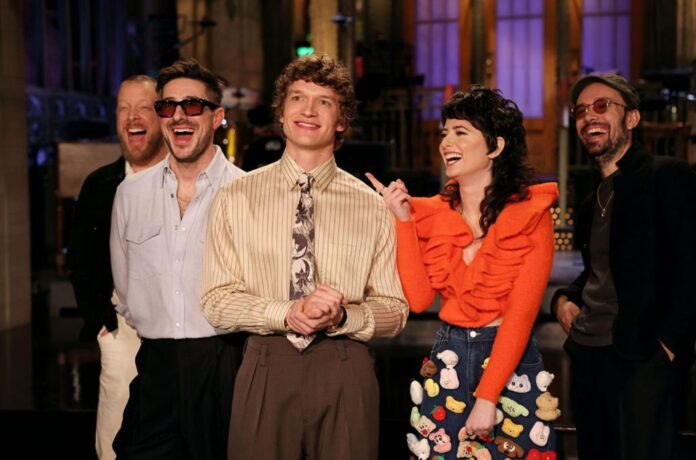 ‘Saturday Evening Are living’: How to Look the Sketch Comedy Sign Online for Free