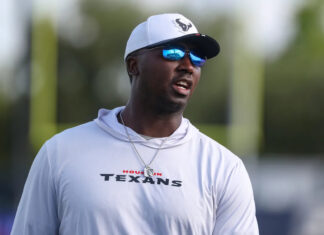 Jerrod Johnson joins Eagles coaching staff after departing the Texans Jerrod Johnson joins Eagles coaching staff after departing the Texans