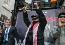 UK court rejects bid to reinstate ‘terrorism’ charge against Kneecap rapper UK court rejects bid to reinstate ‘terrorism’ charge against Kneecap rapper