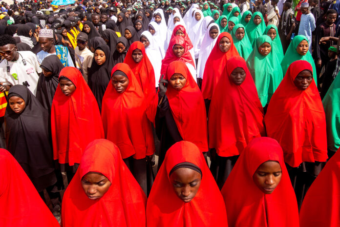 Photos of the Week: Ramadan winds down, synagogue attack